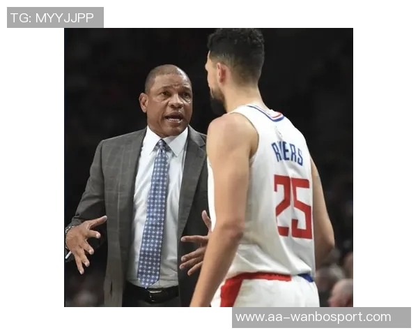 小里弗斯谈成长之路感谢快船老将的悉心指导与支持 小里弗斯谈成长之路感谢快船老将的悉心指导与支持