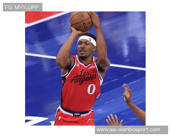 卢指导期待比尔复出对阵勇士若保持恢复节奏有望周六回归