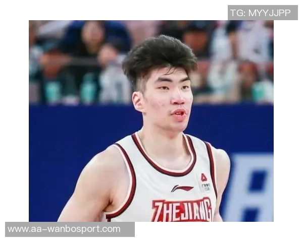 余嘉豪世预赛后紧急回归西乙赛场极限操作引发关注