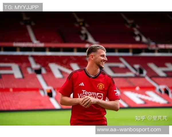 曼联客场对阵利兹联首发阵容公布多名主力缺阵新援首次登场