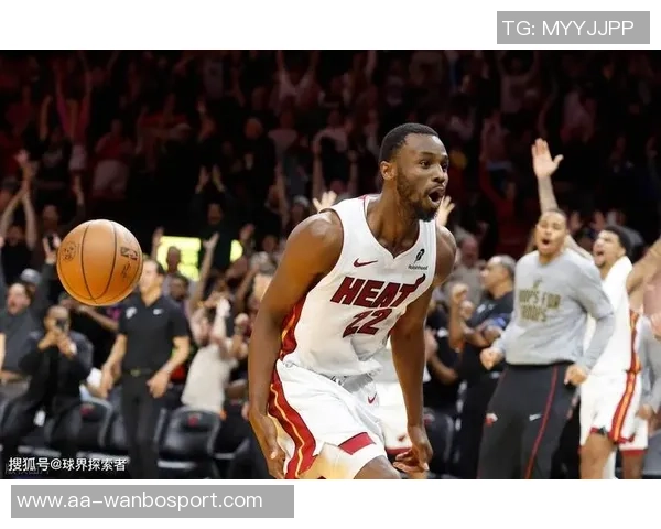 末节关键时刻三分球助力安德鲁维金斯贡献15分5篮板5助攻表现出色 末节关键时刻三分球助力安德鲁维金斯贡献15分5篮板5助攻表现出色